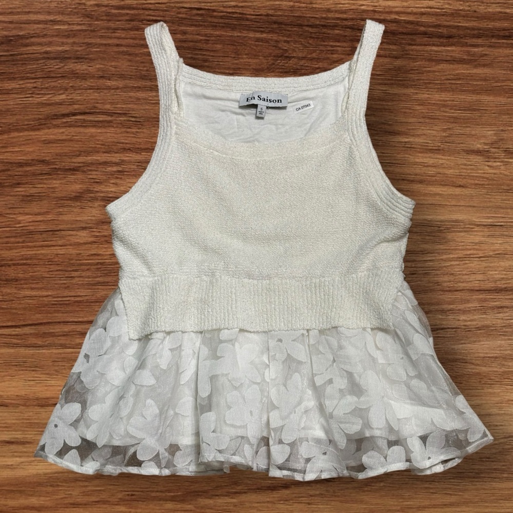 En Saison Sz S Floral knit Tank Top off white peplum lace Summer Anthropologie
